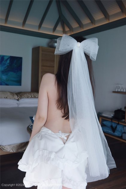 男男扒开海报